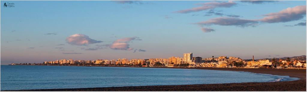 Apartamentos Turisticos Las Yucas Torre Del Mar Eksteriør bilde