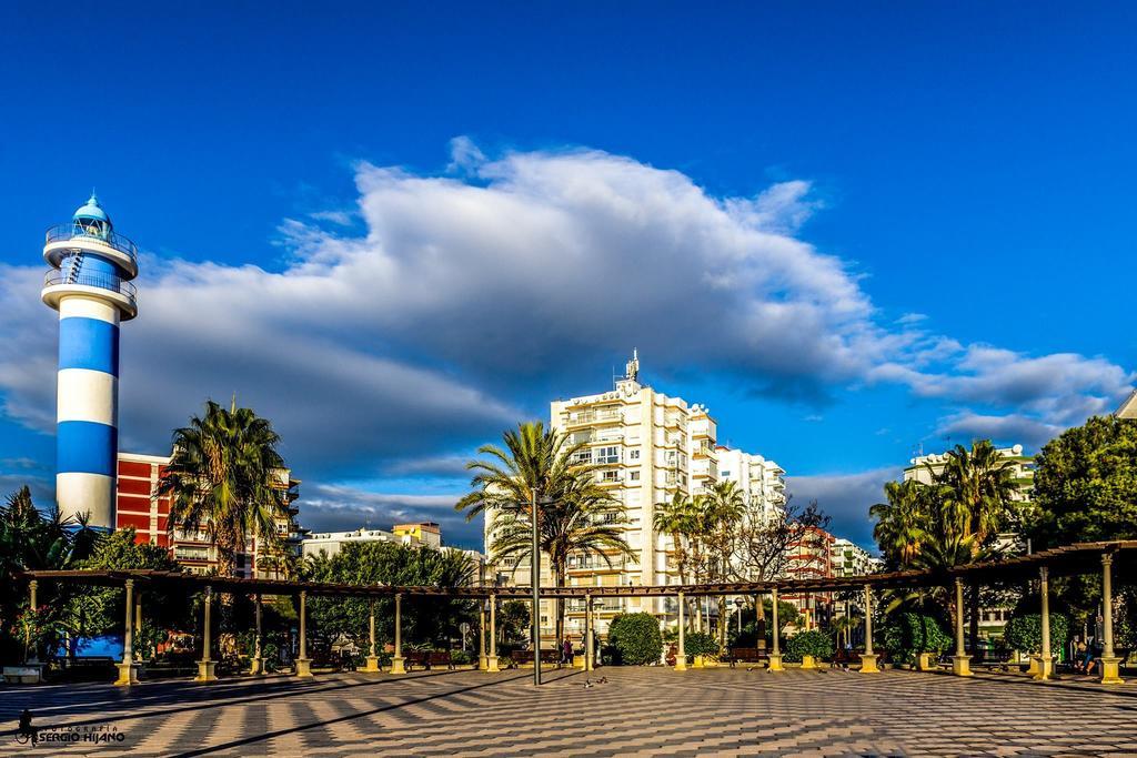 Apartamentos Turisticos Las Yucas Torre Del Mar Rom bilde