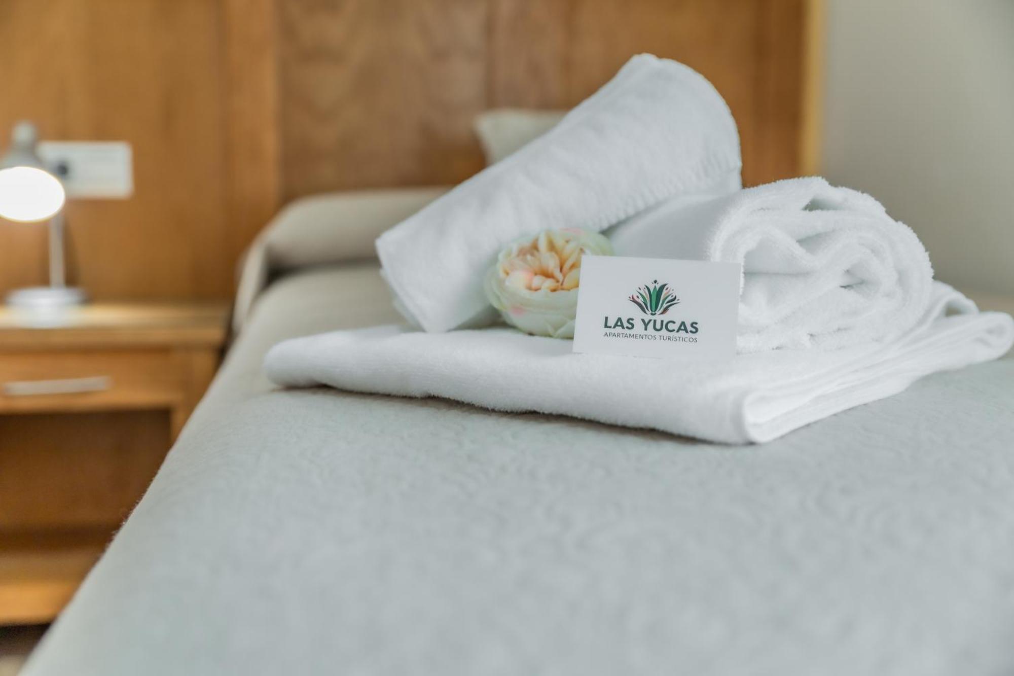 Apartamentos Turisticos Las Yucas Torre Del Mar Eksteriør bilde